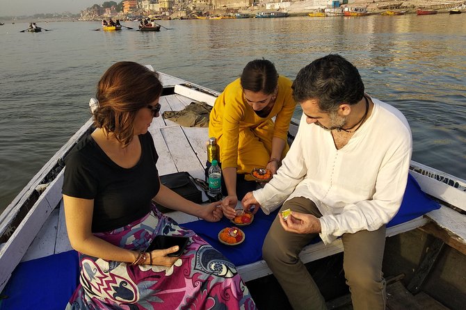 Varanasi Tour Guide — 2 Hours